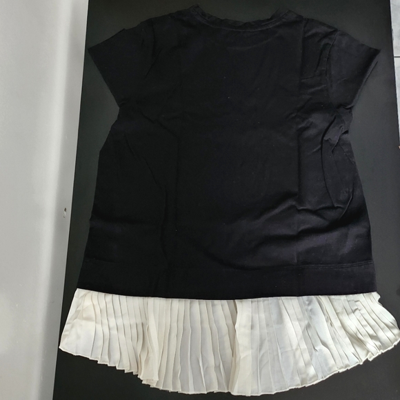 BRF M Pleated Hem Black Tee - Picture 2 of 2